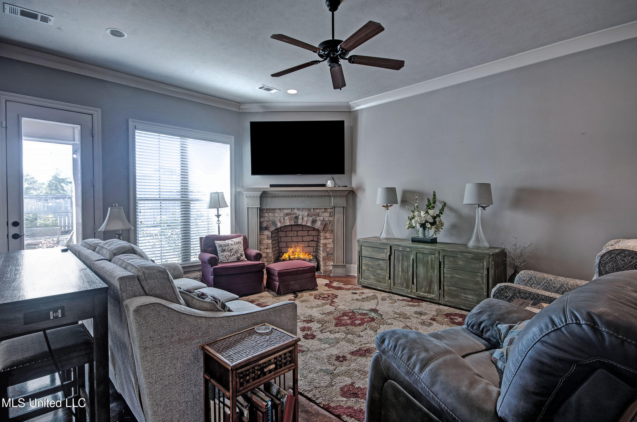 263 Clubview Circle Pearl, MS 39208 - Photo 4 of 30 IMGP3698_699_700