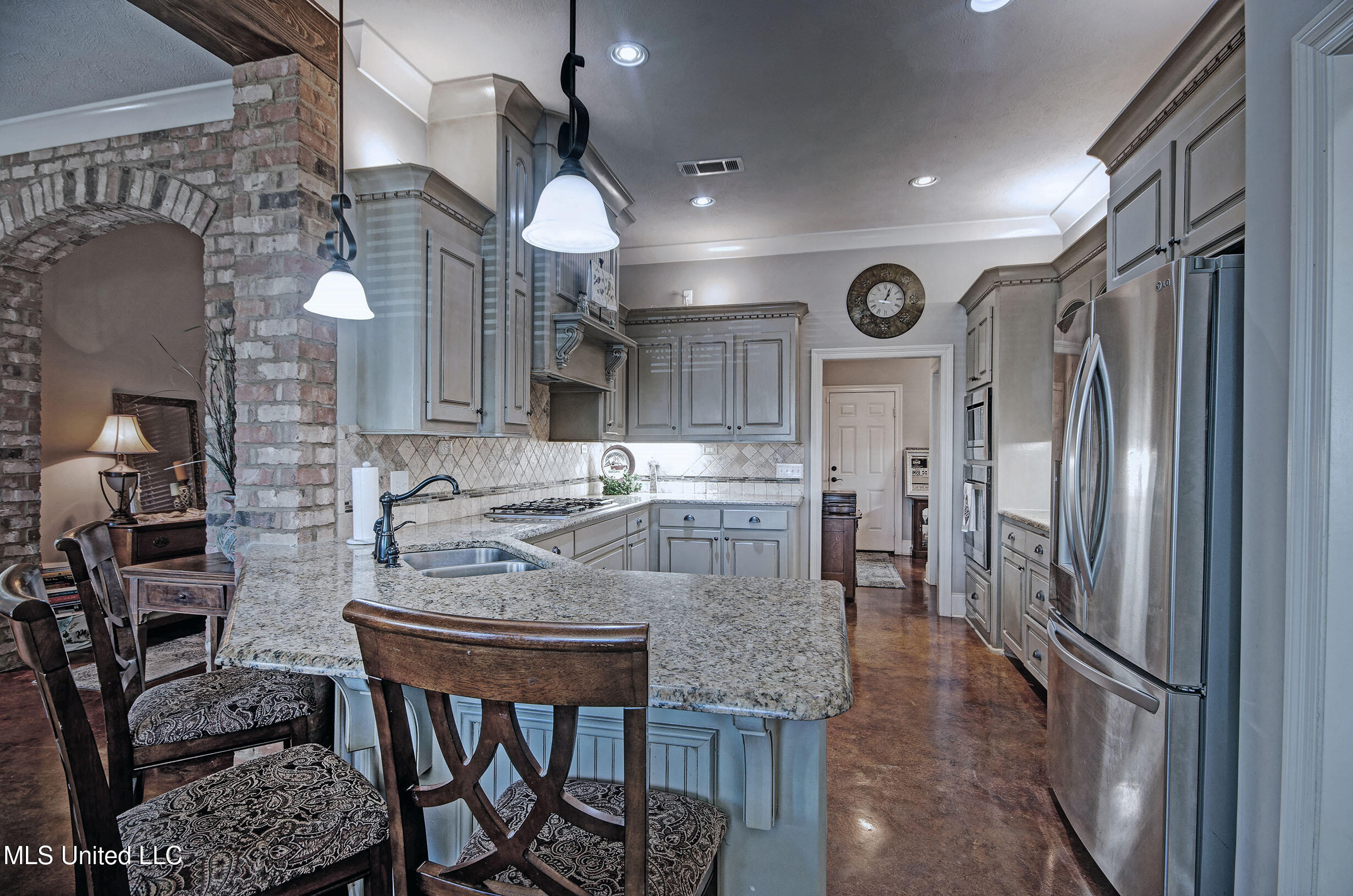 263 Clubview Circle Pearl, MS 39208 - Photo 10 of 30 IMGP3719_20_21