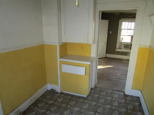 $59,000 | 910 South Willis Street, Abilene, TX 79605