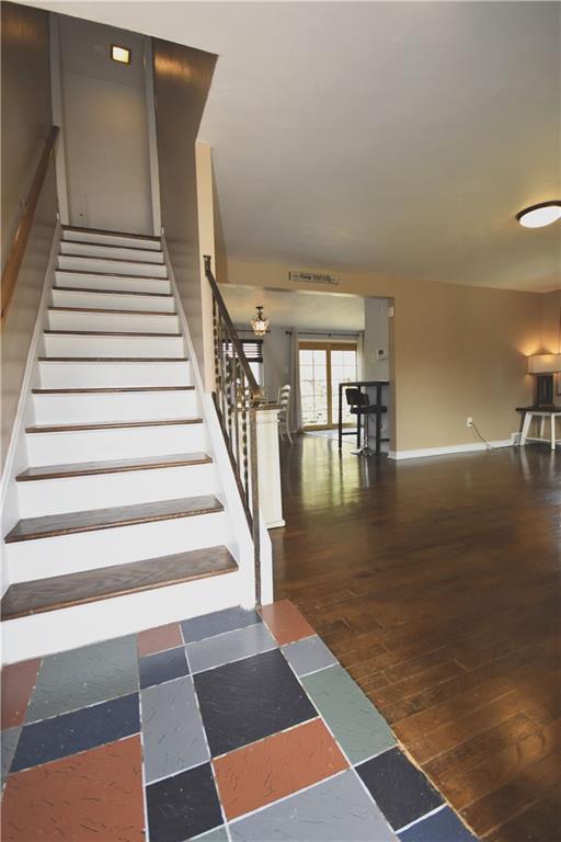 104 Earlwood Road Pittsburgh, PA 15235 - Photo 20 of 40 a view of entryway and hall