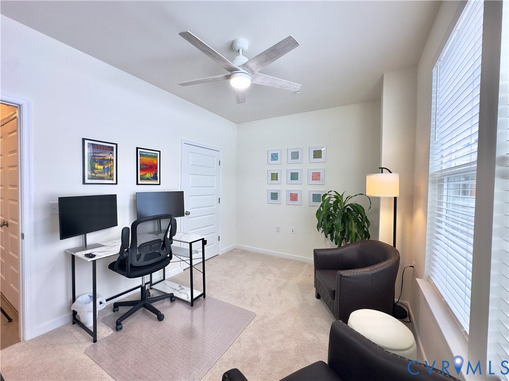 12423 Wescott Avenue Midlothian, VA 23112 - Photo 22 of 25 a workspace with a couch