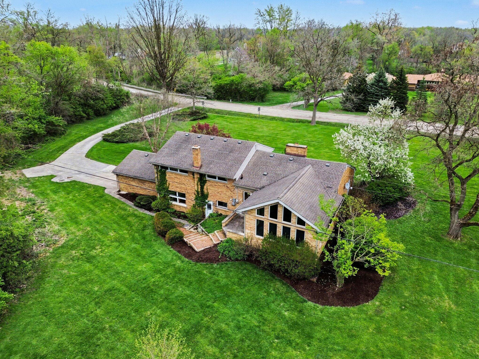 6595 Napier Road Plymouth, MI 48170 - Photo 28 of 35 029_file_3842