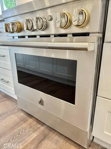 a close view of stove