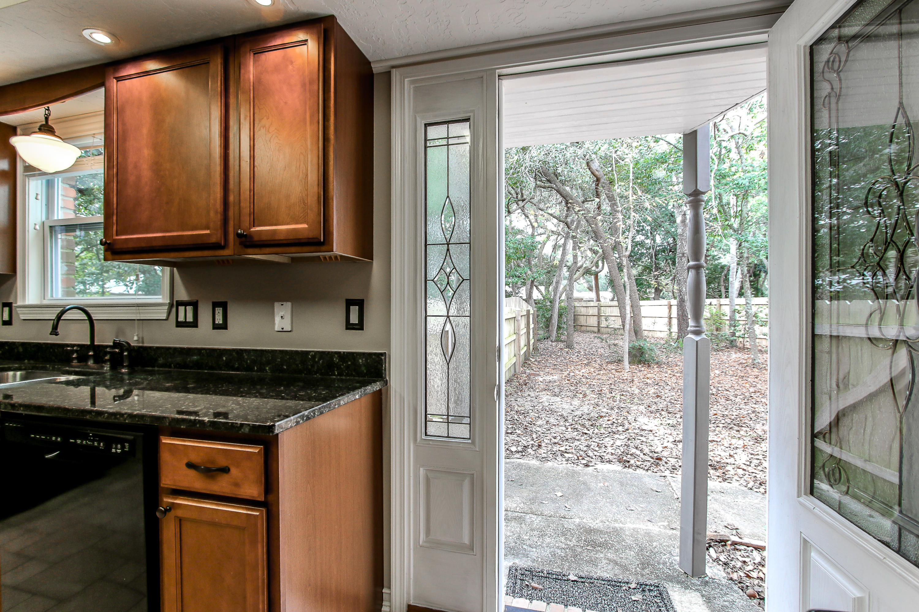 237 Country Club Road Shalimar, FL 32579 - Photo 36 of 74 237 Country Club