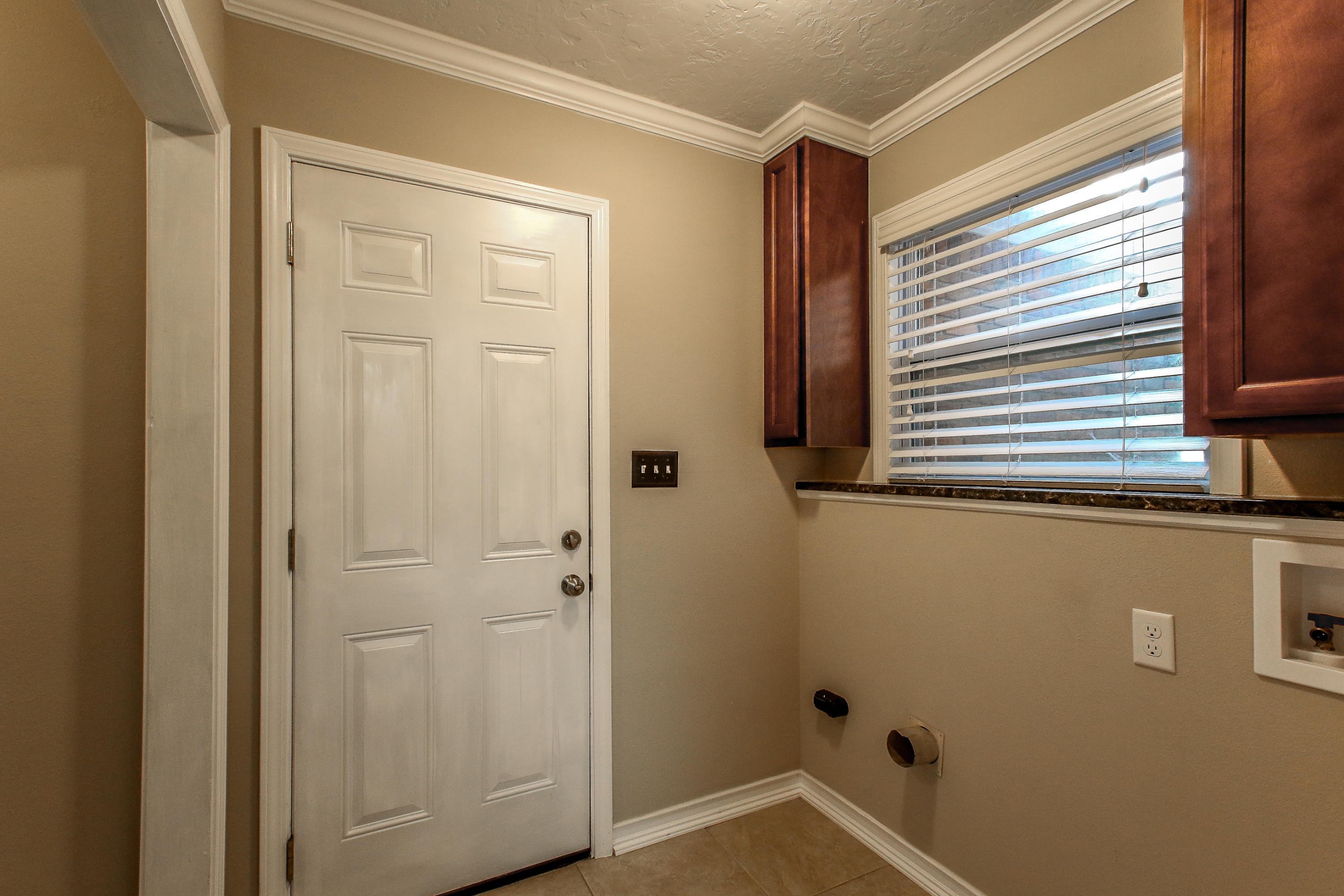 237 Country Club Road Shalimar, FL 32579 - Photo 40 of 74 Utility Area