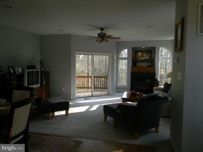 623 Trout Run Court Odenton, MD 21113 - Photo 20 of 30 Large open living room
