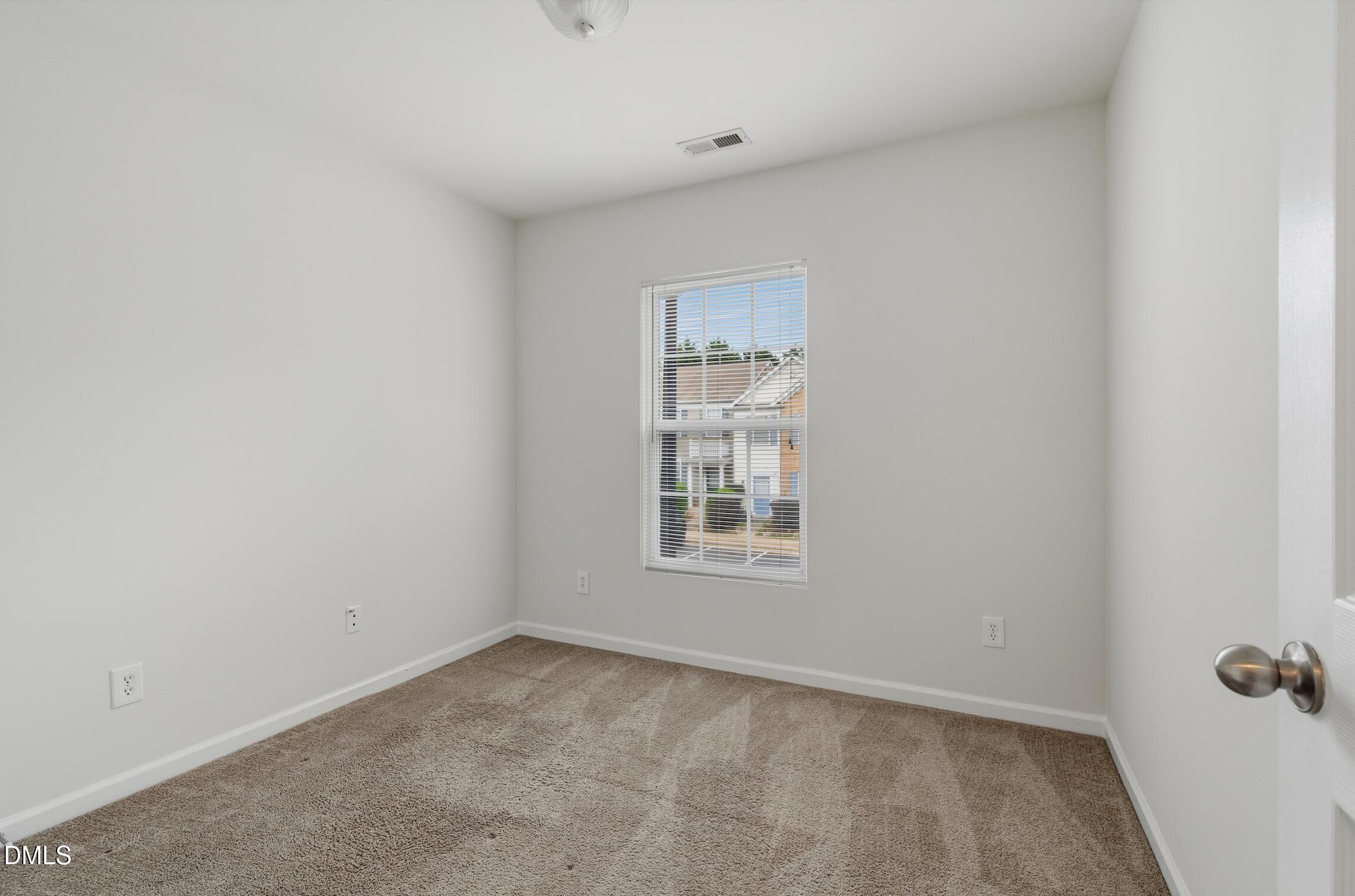 8515 Mt Valley Lane Raleigh, NC 27613 - Photo 10 of 29
