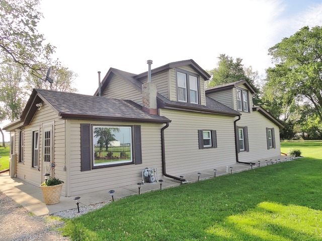 2N110 Kautz Road Geneva, IL 60134 - Photo 3 of 25