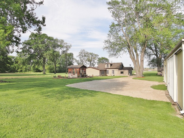 2N110 Kautz Road Geneva, IL 60134 - Photo 22 of 25