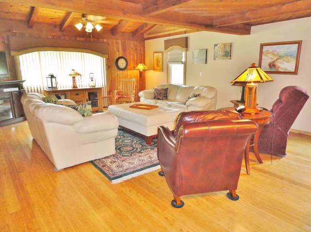 2N110 Kautz Road Geneva, IL 60134 - Photo 8 of 25
