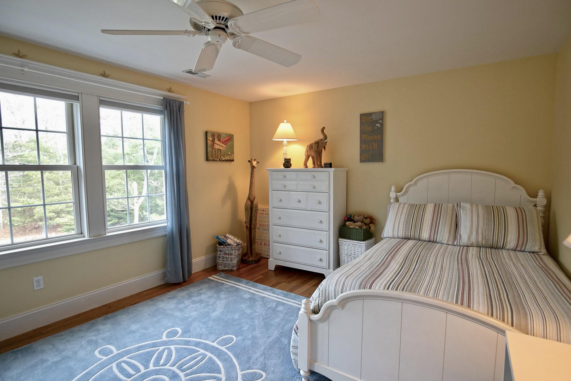 7 Riddle Hill Road Falmouth, MA 02540 - Photo 25 of 38 Second Floor Bed 3