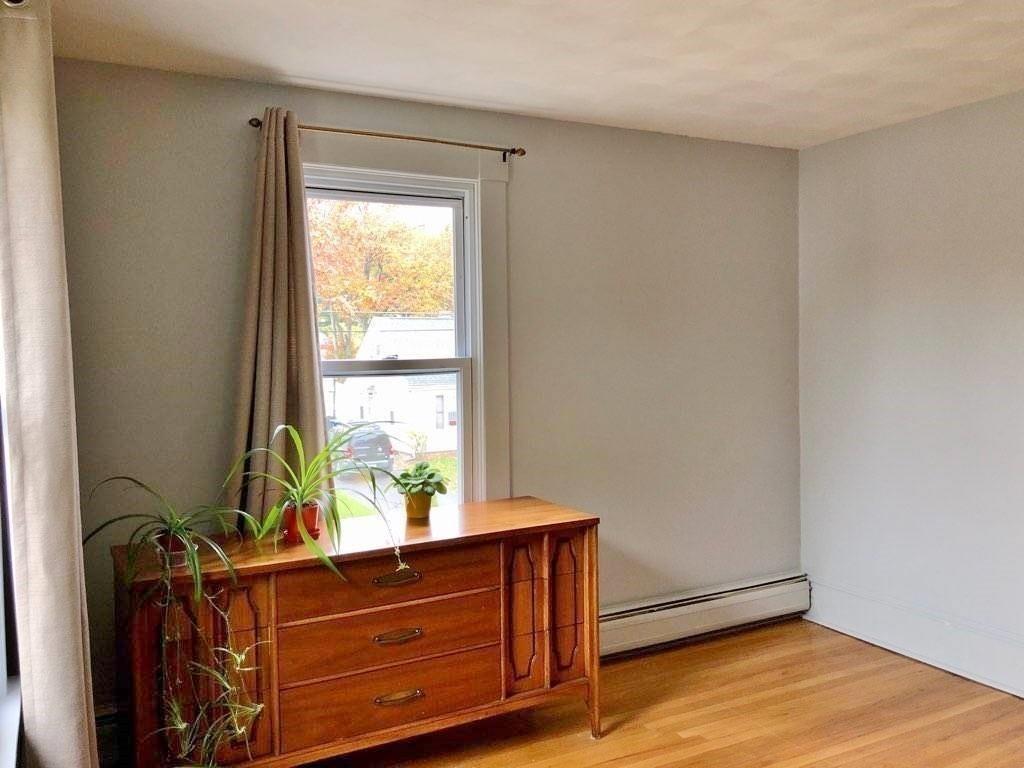 126 Carroll Street Springfield, MA 01108 - Photo 21 of 32 Gallery Image 21