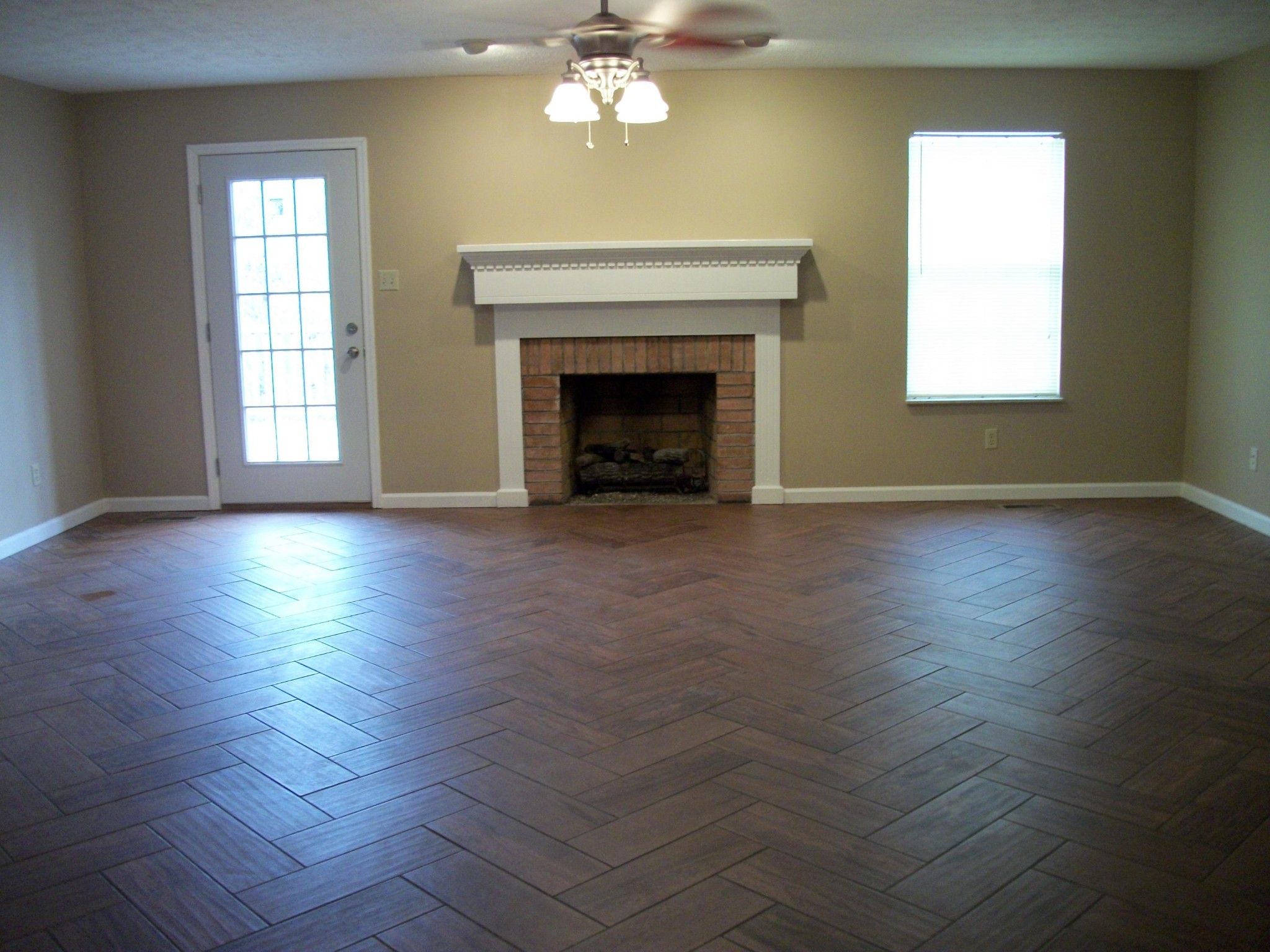948 Spinnaker Road Knoxville, TN 37934 - Photo 2 of 16 Gallery Image 2