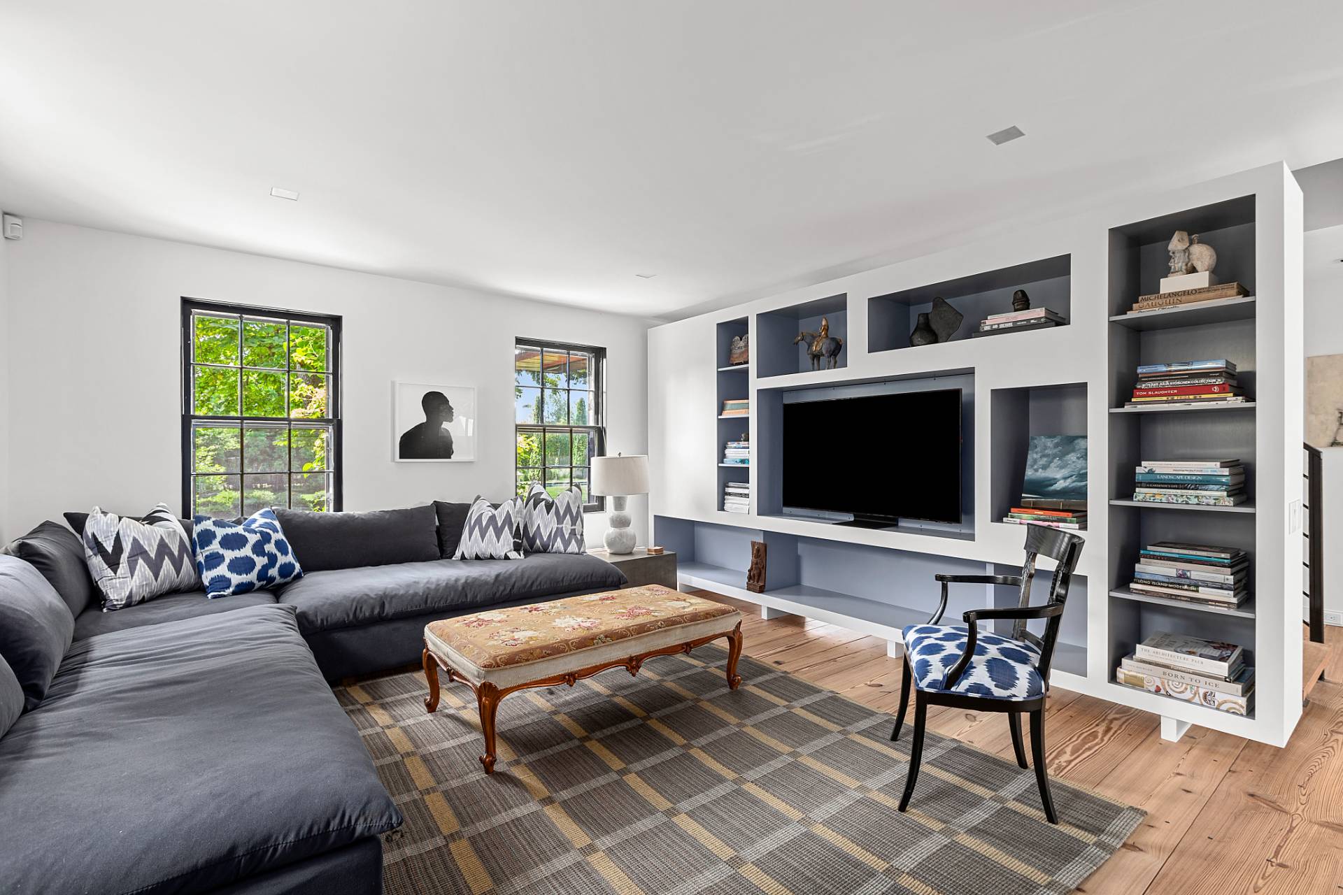 558 Ocean Road Bridgehampton, NY 11932 - Photo 11 of 50