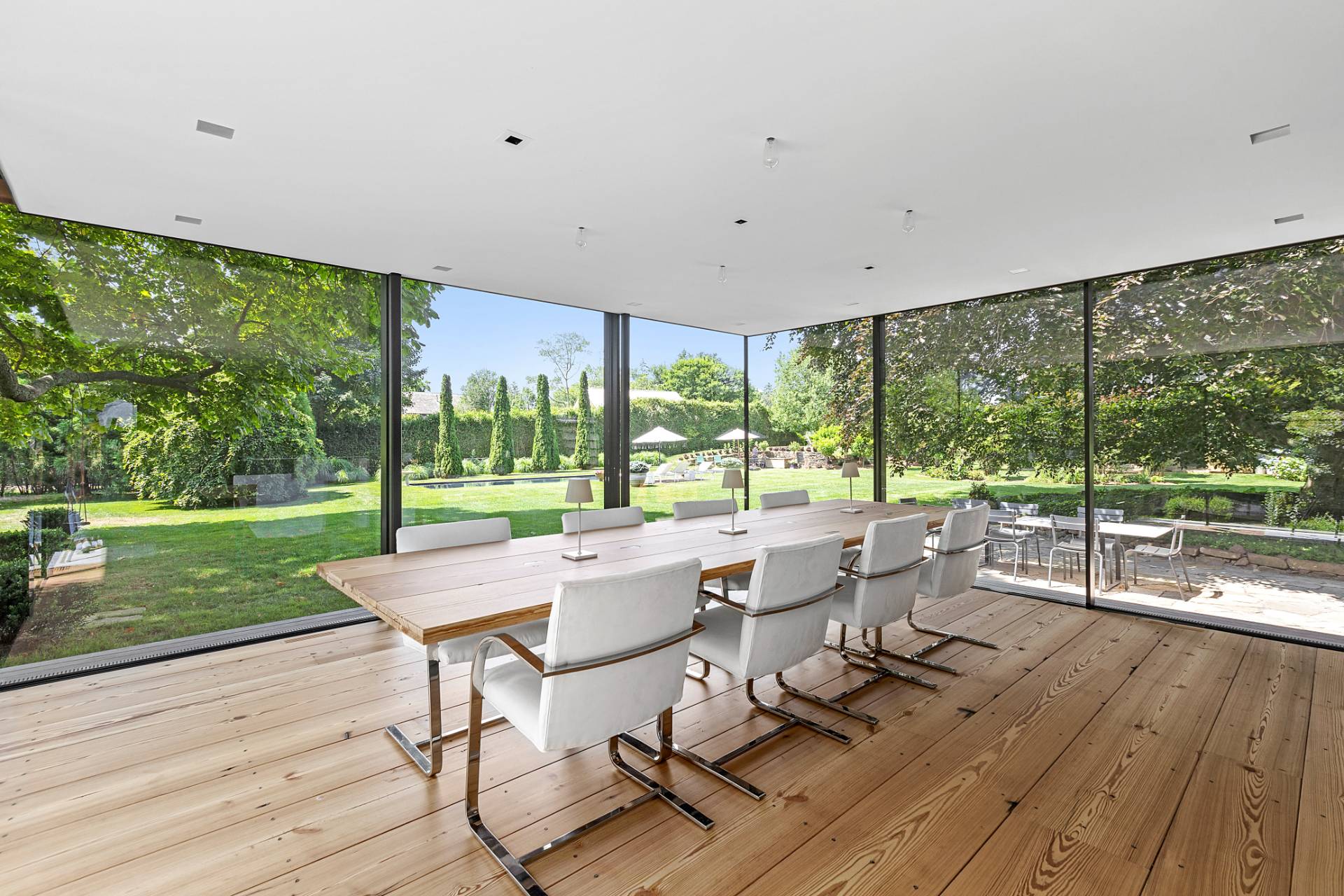 558 Ocean Road Bridgehampton, NY 11932 - Photo 12 of 50