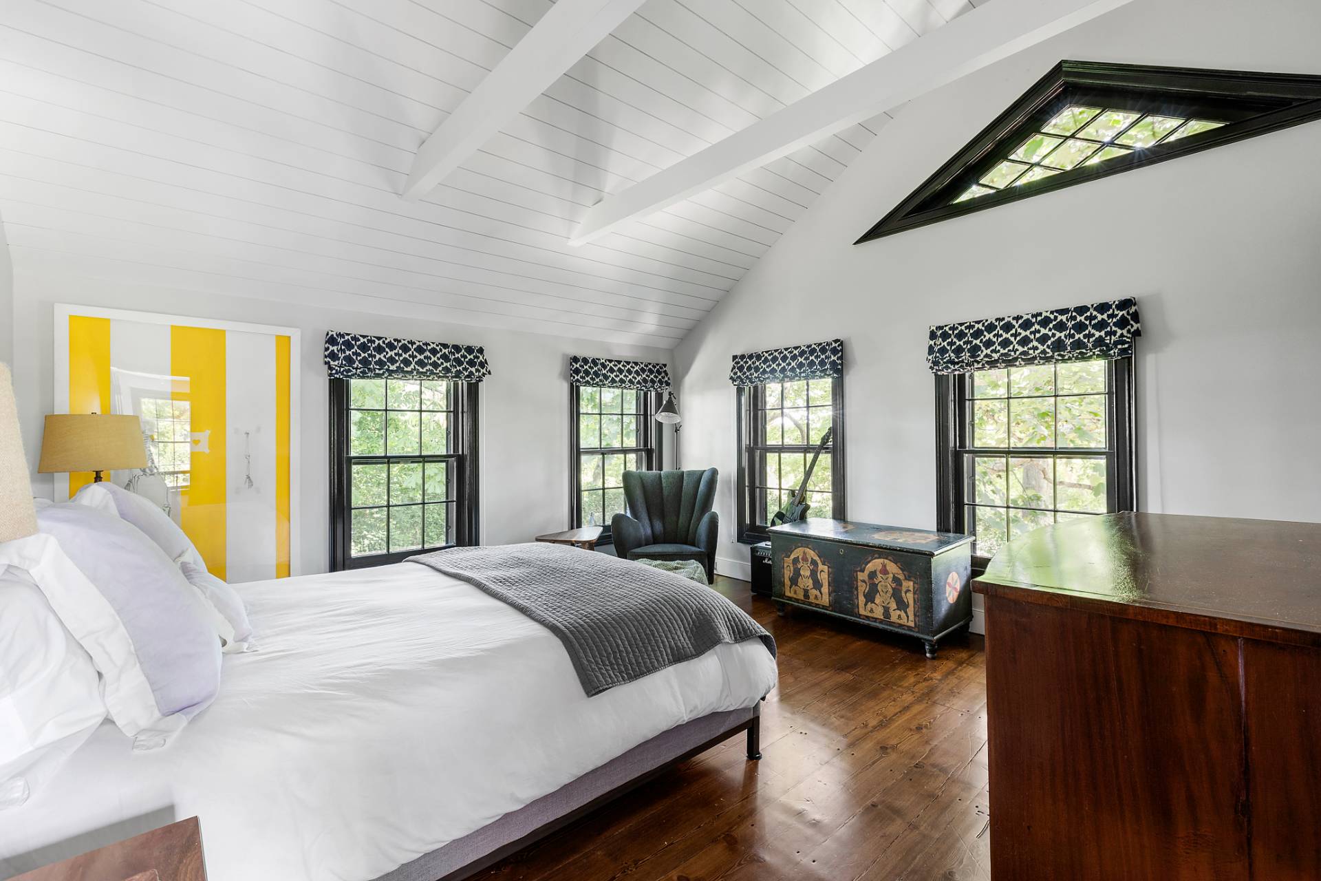 558 Ocean Road Bridgehampton, NY 11932 - Photo 19 of 50