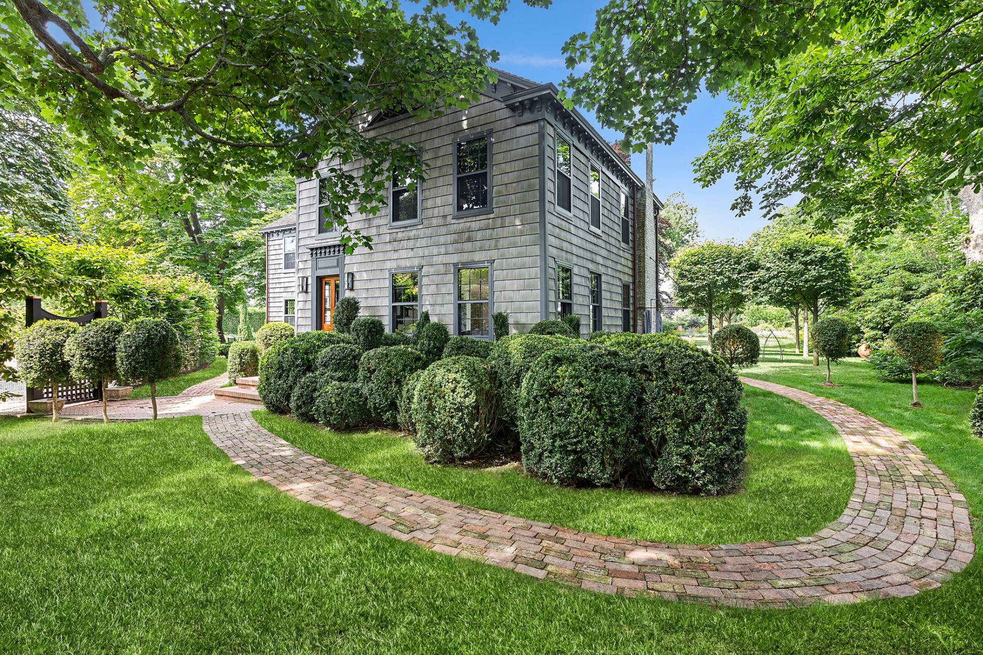 558 Ocean Road Bridgehampton, NY 11932 - Photo 2 of 50