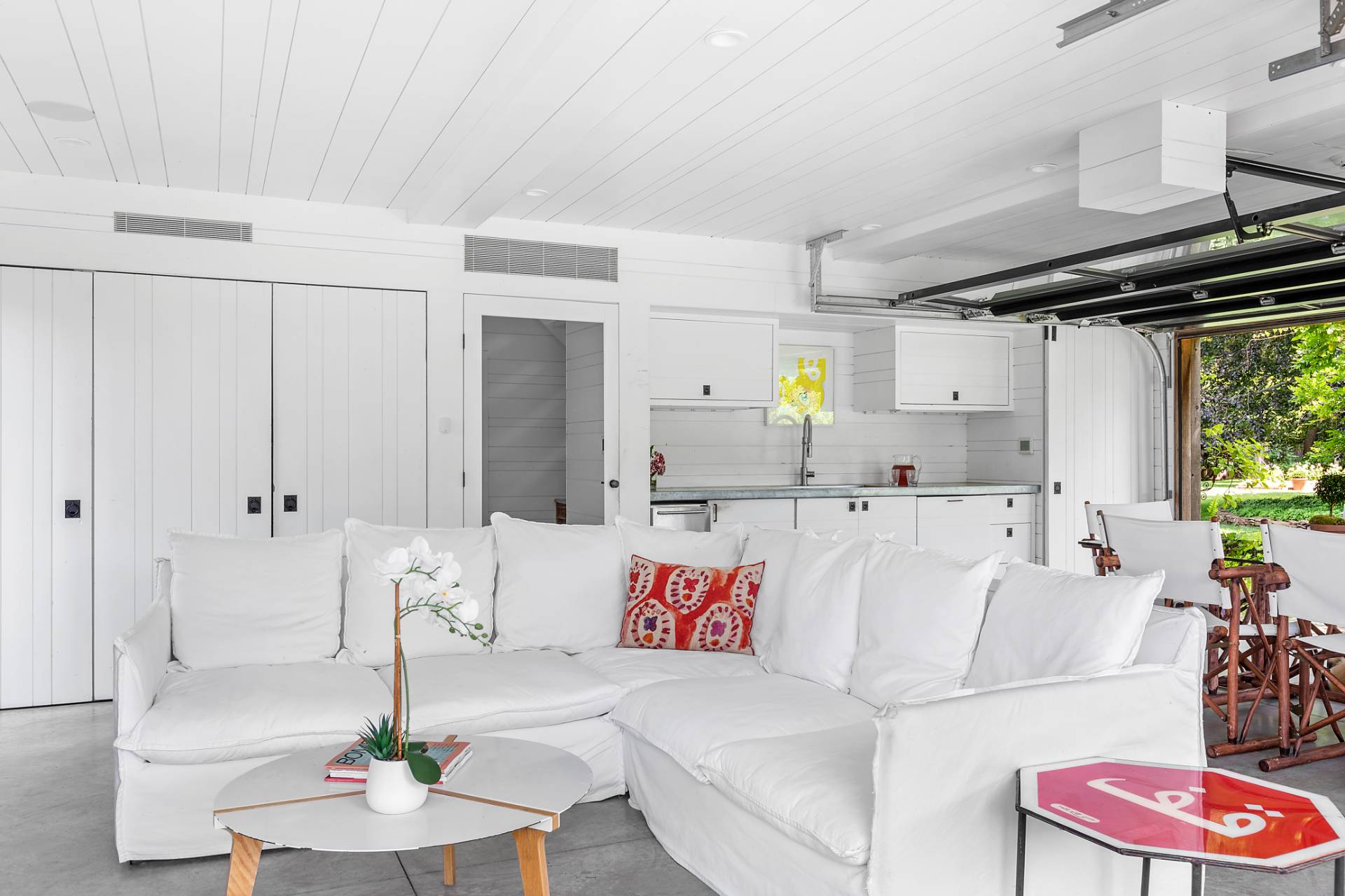 558 Ocean Road Bridgehampton, NY 11932 - Photo 35 of 50