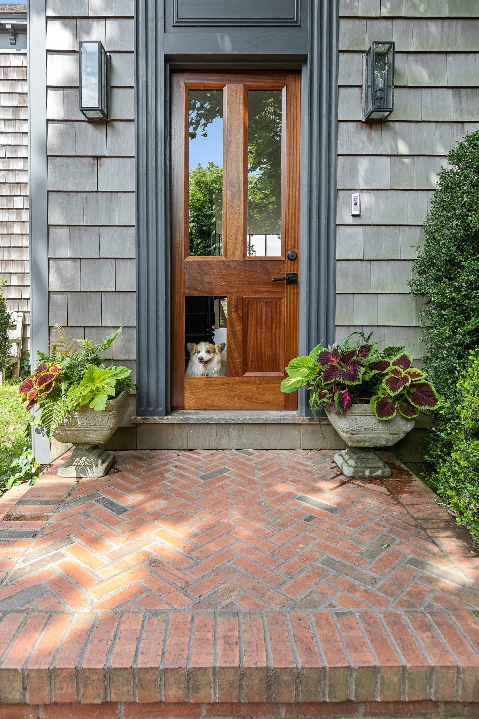 558 Ocean Road Bridgehampton, NY 11932 - Photo 6 of 50