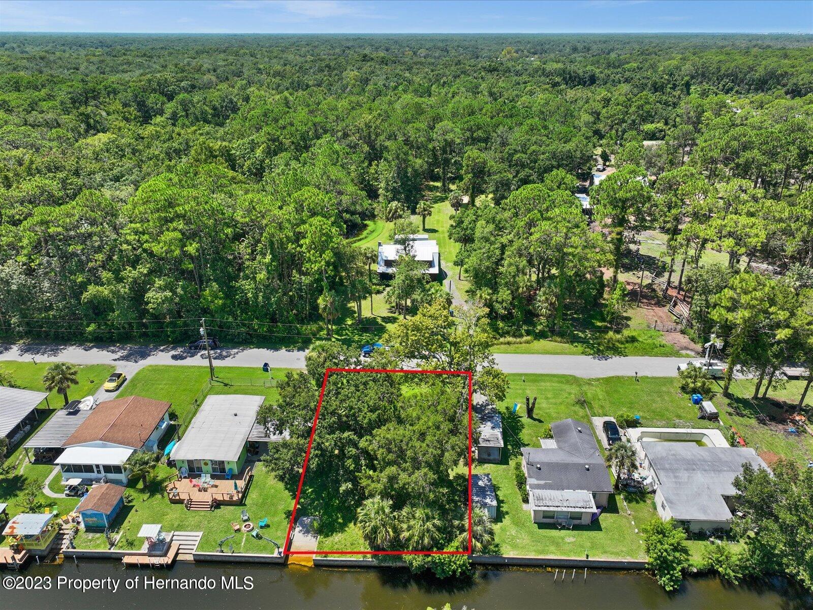 6049 Colony Circle Weeki Wachee, FL 34607 - Photo 10 of 17