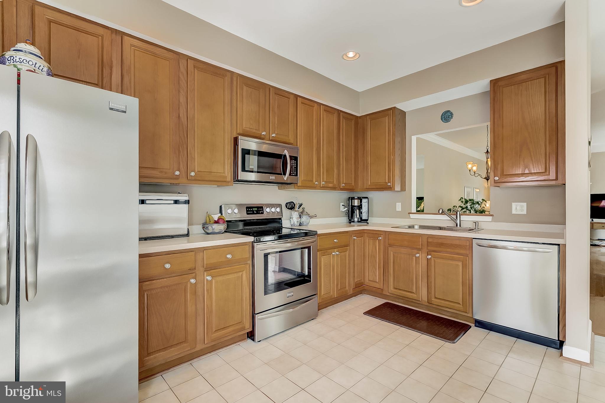 4246 Evans Chapel Road Baltimore, MD 21211 - Photo 17 of 33 Kitchen