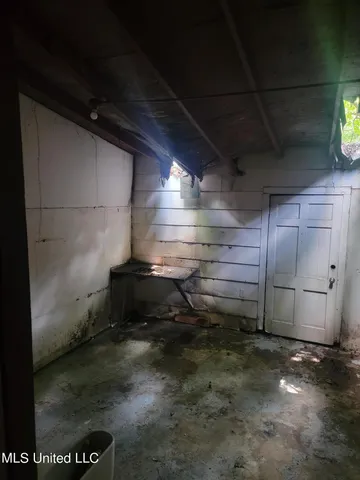 $47,500 | 1020 Capri Circle, Jackson, MS 39209