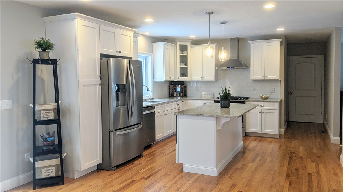 315 Nipmuc Road Scituate, RI 02825 - Photo 4 of 14