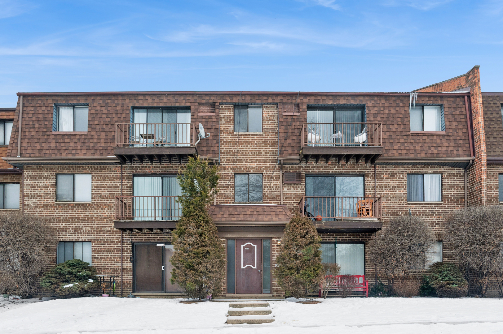 3404 Salem Walk Northbrook, IL 60062 - Photo 1 of 20