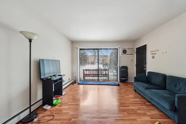 $1,250,000 | 3404 Salem Walk, Northbrook, IL 60062