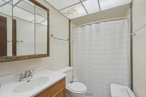 $1,250,000 | 3404 Salem Walk, Northbrook, IL 60062