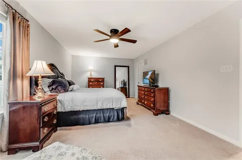 $550,000 | 1017 Blackhawk Drive, Valencia, PA 16059