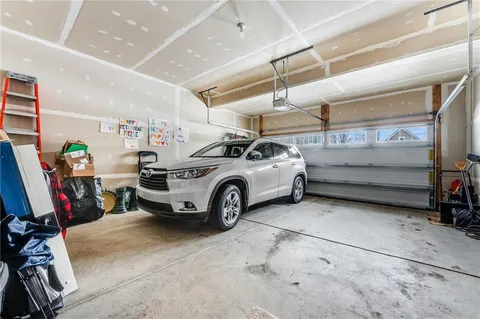 $550,000 | 1017 Blackhawk Drive, Valencia, PA 16059