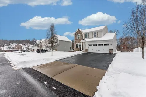 $550,000 | 1017 Blackhawk Drive, Valencia, PA 16059