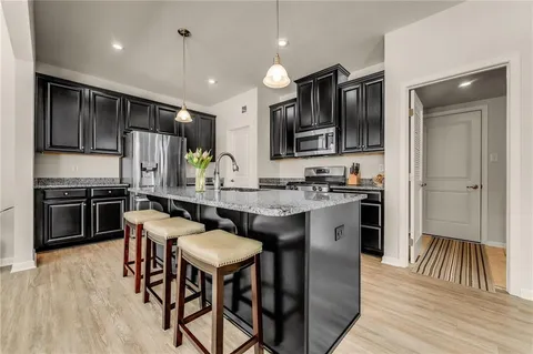 $550,000 | 1017 Blackhawk Drive, Valencia, PA 16059