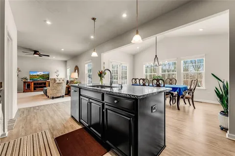 $550,000 | 1017 Blackhawk Drive, Valencia, PA 16059