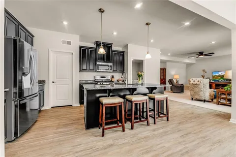 $550,000 | 1017 Blackhawk Drive, Valencia, PA 16059