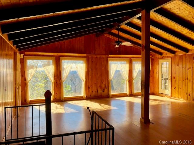 147 Lucerne Strasse Road Marion, NC 28752 - Photo 5 of 26 Gallery Image 5