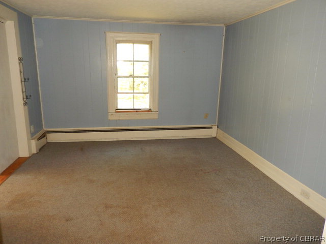 676 North River Road Bohannon, VA 23021 - Photo 6 of 30 Living Room