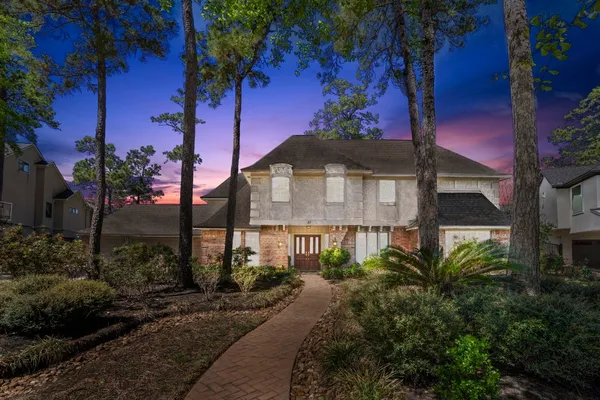 $1,499,000 | 37 Doe Run Drive, The Woodlands, TX 77380