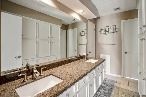 $1,499,000 | 37 Doe Run Drive, The Woodlands, TX 77380