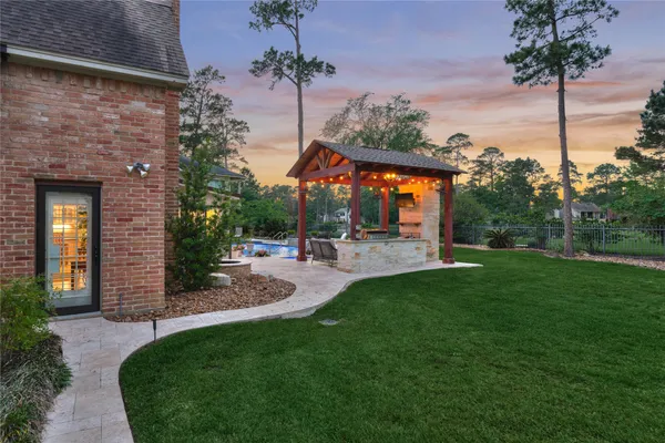 $1,499,000 | 37 Doe Run Drive, The Woodlands, TX 77380