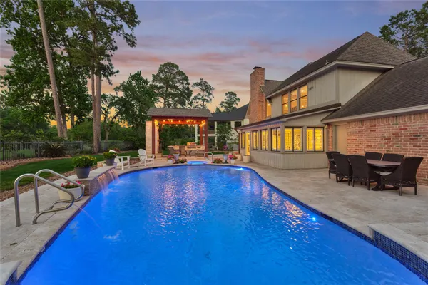 $1,499,000 | 37 Doe Run Drive, The Woodlands, TX 77380