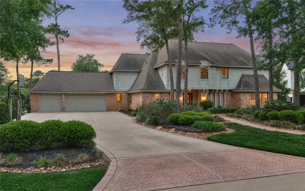 $1,499,000 | 37 Doe Run Drive, The Woodlands, TX 77380