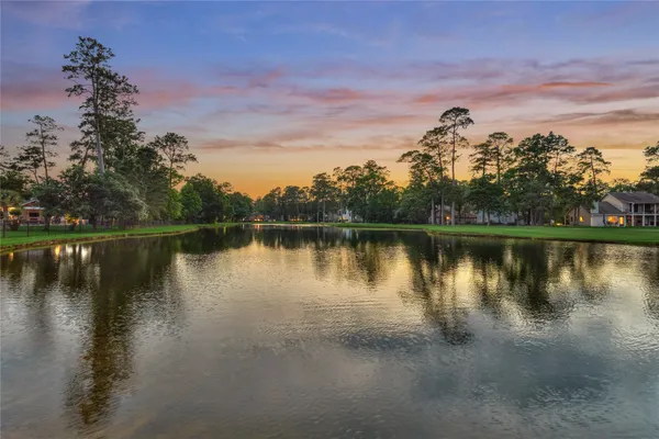 $1,499,000 | 37 Doe Run Drive, The Woodlands, TX 77380
