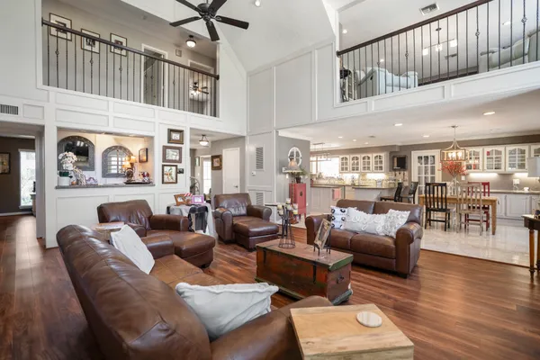 $1,499,000 | 37 Doe Run Drive, The Woodlands, TX 77380