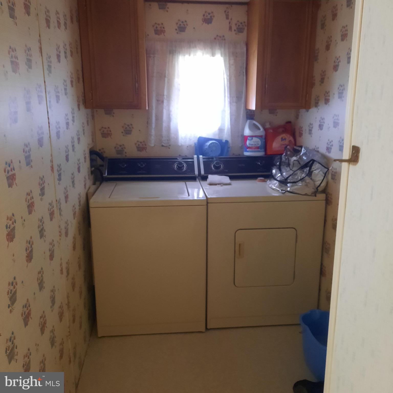 1047 Sage Avenue Reading, PA 19605 - Photo 6 of 8 Laundry room