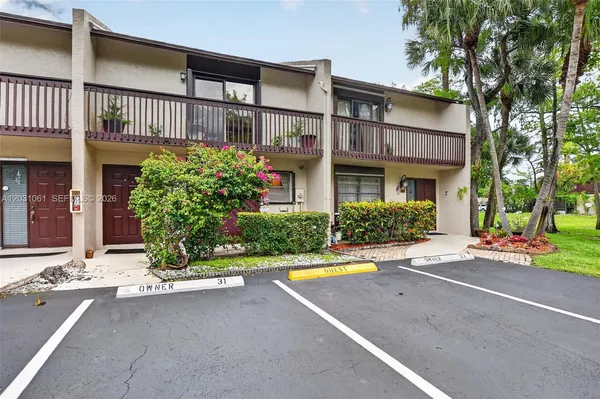 $300,000 | 775 Northwest 47th Street, Deerfield Beach, FL 33064