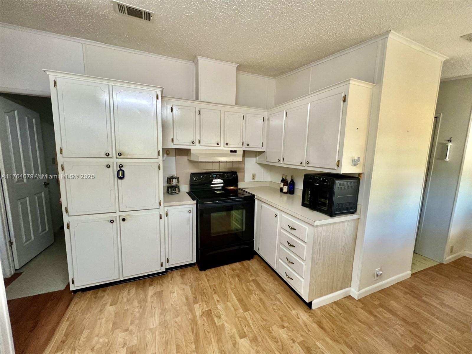 6367 Southwest 83rd Place Ocala, FL 34476 - Photo 24 of 47 Kitchen View