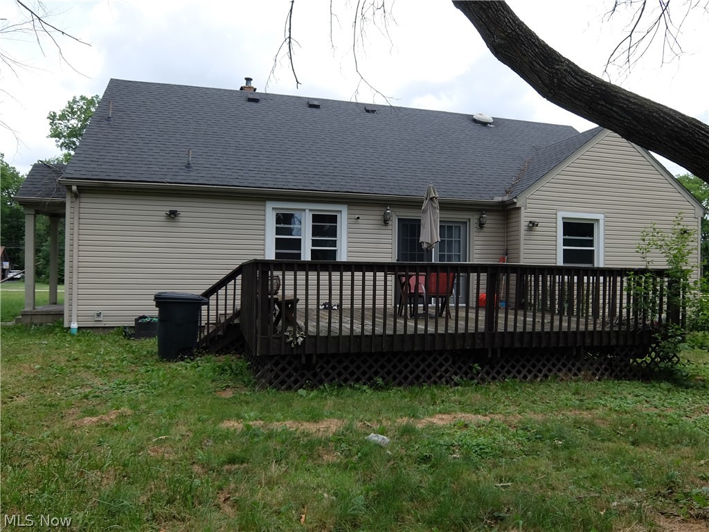 4022 Devon Street Southeast Warren, OH 44484 - Photo 2 of 17
