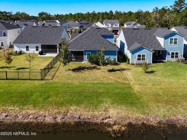 a view of a lake in the city